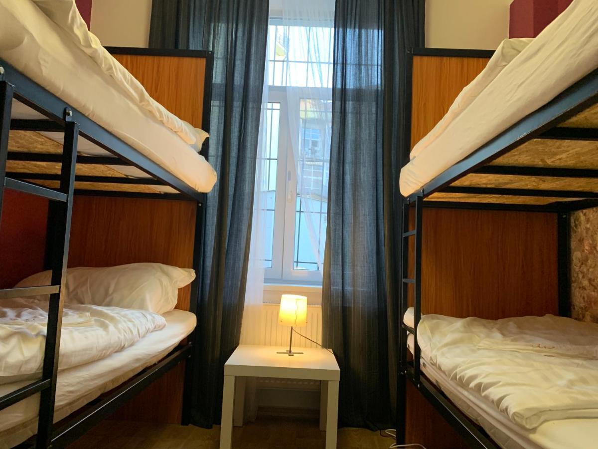 Helen U Namesti Miru Vandrarhem
